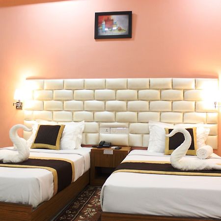 Hotel Siddhartha International جايا المظهر الخارجي الصورة