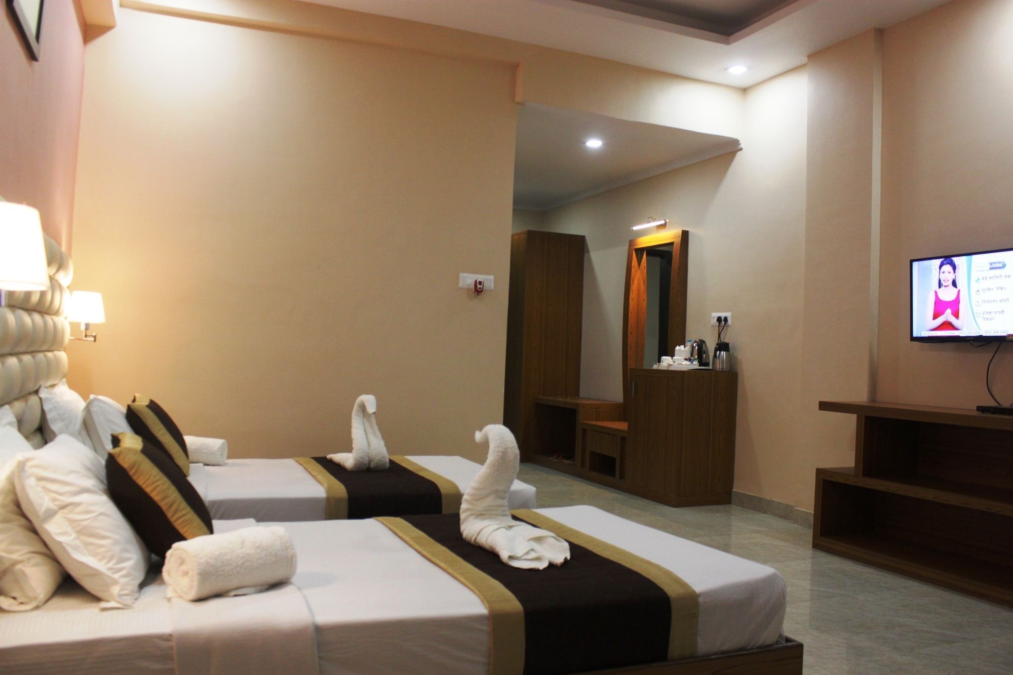 Hotel Siddhartha International جايا المظهر الخارجي الصورة
