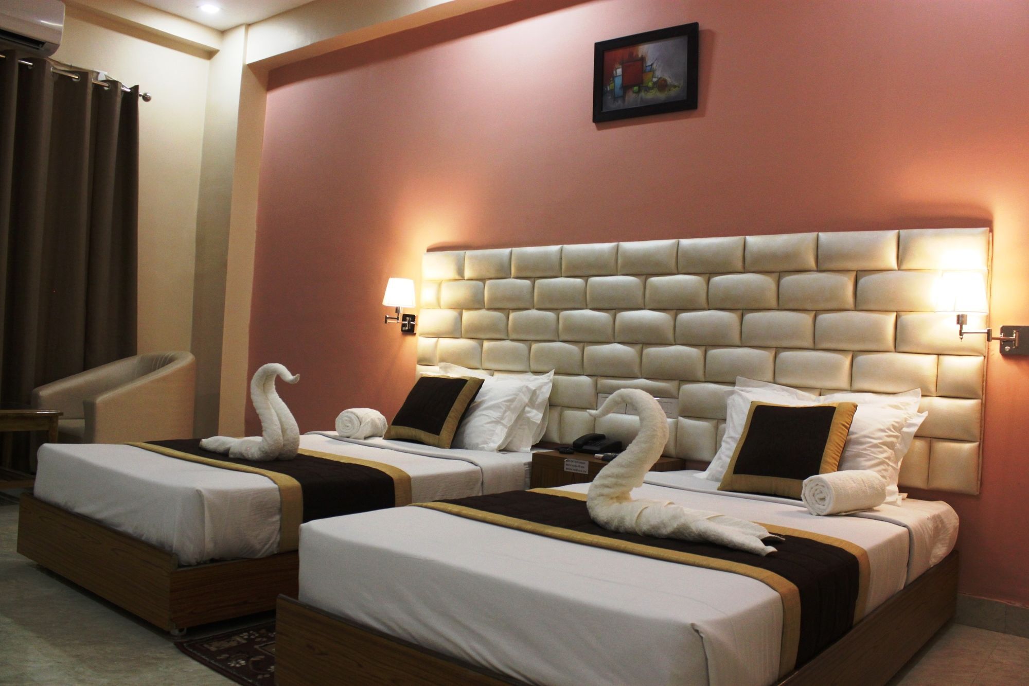 Hotel Siddhartha International جايا المظهر الخارجي الصورة