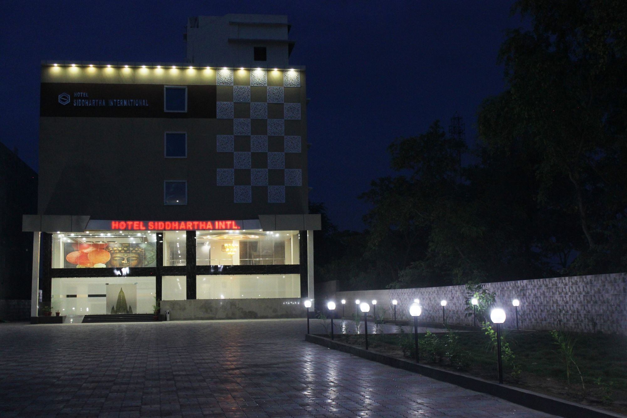 Hotel Siddhartha International جايا المظهر الخارجي الصورة